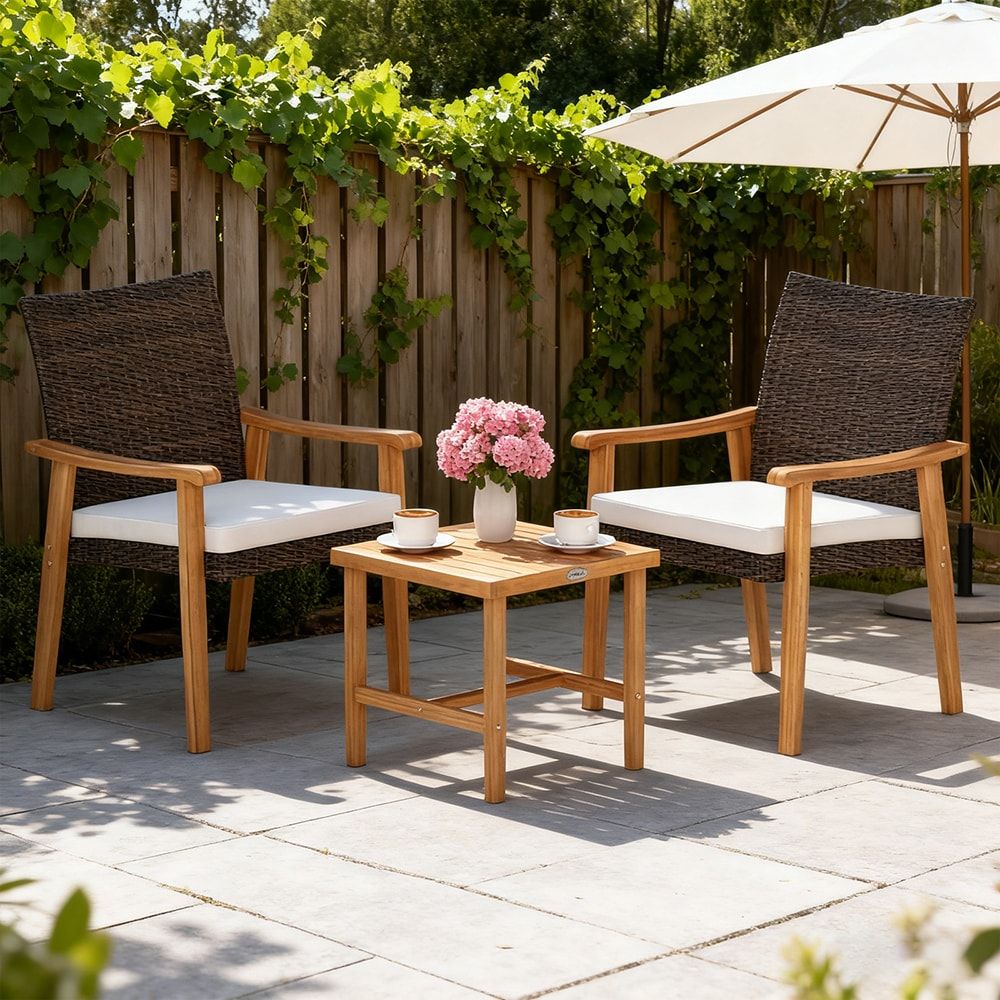A Softer Way to Live Between Indoors and Out